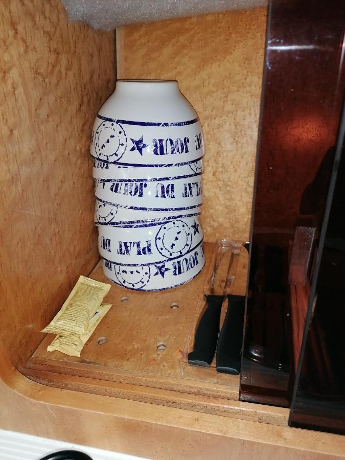 Sejour Insolite Sur Un Yacht. Bateau Hotel A Quai. La Rochelle  Ngoại thất bức ảnh