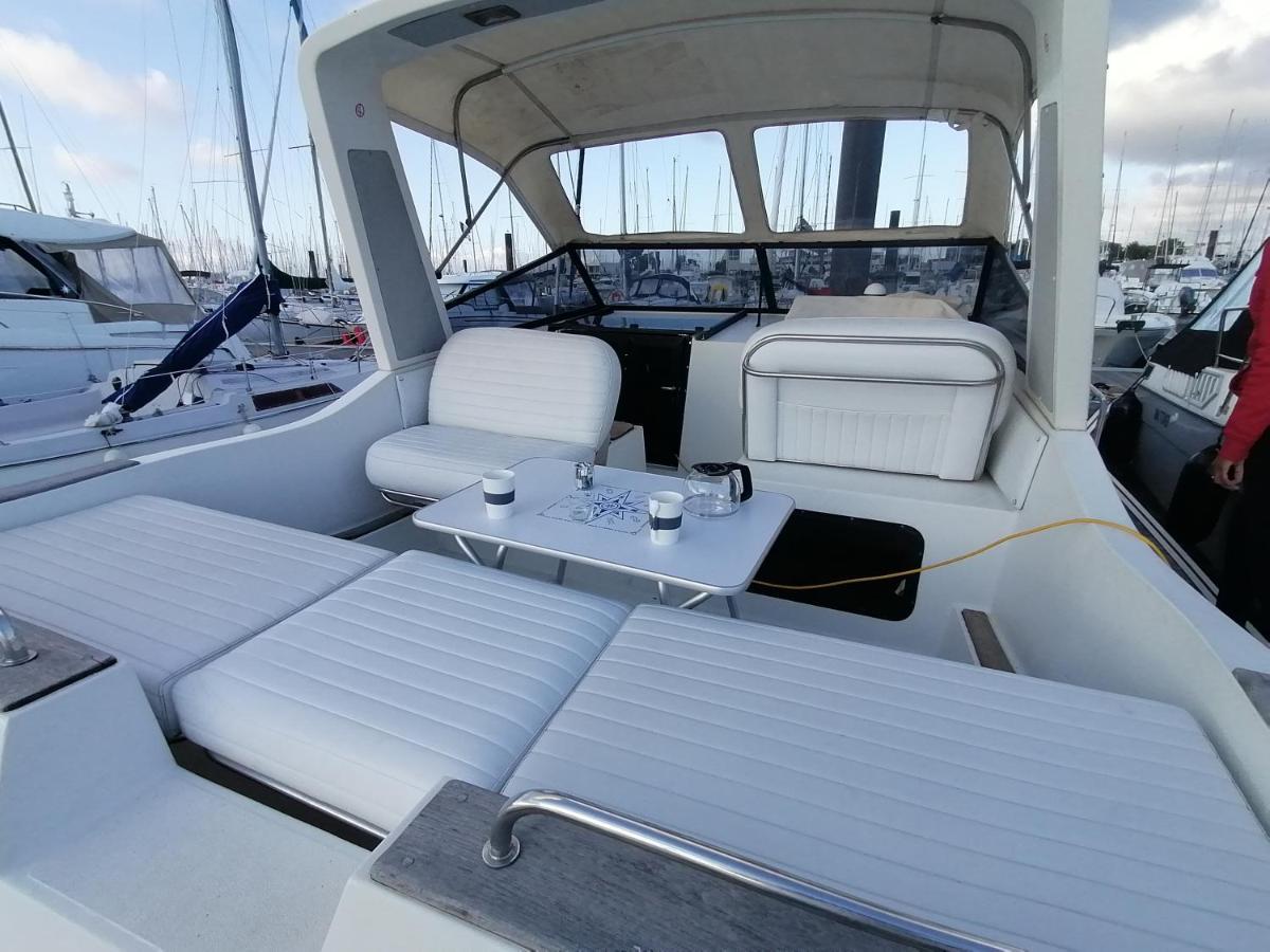 Sejour Insolite Sur Un Yacht. Bateau Hotel A Quai. La Rochelle  Ngoại thất bức ảnh